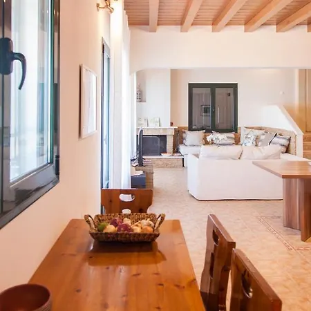 Skyfall Вилла Каламици